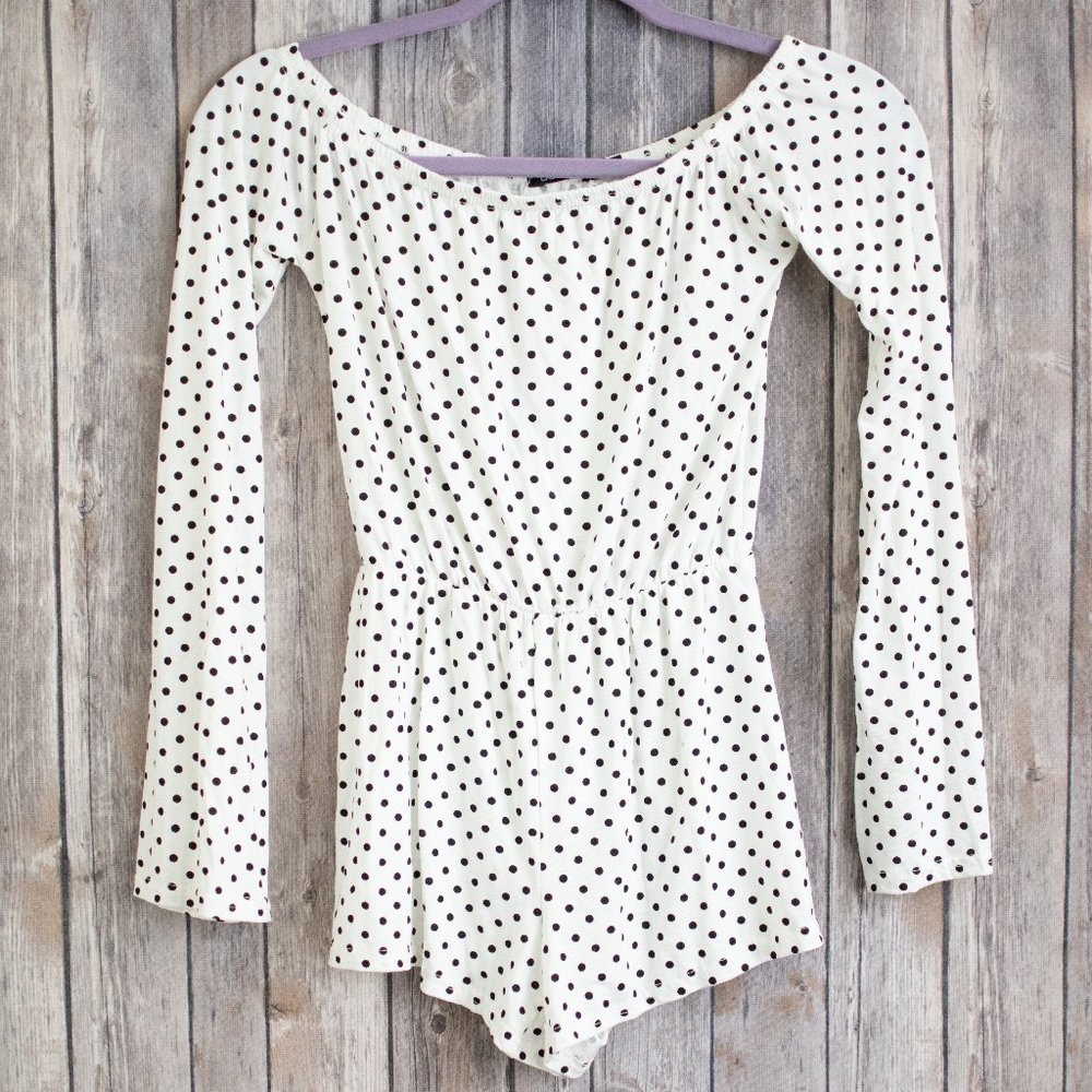 NWT Boohoo Petite White Flare Sleeve Romper XSP